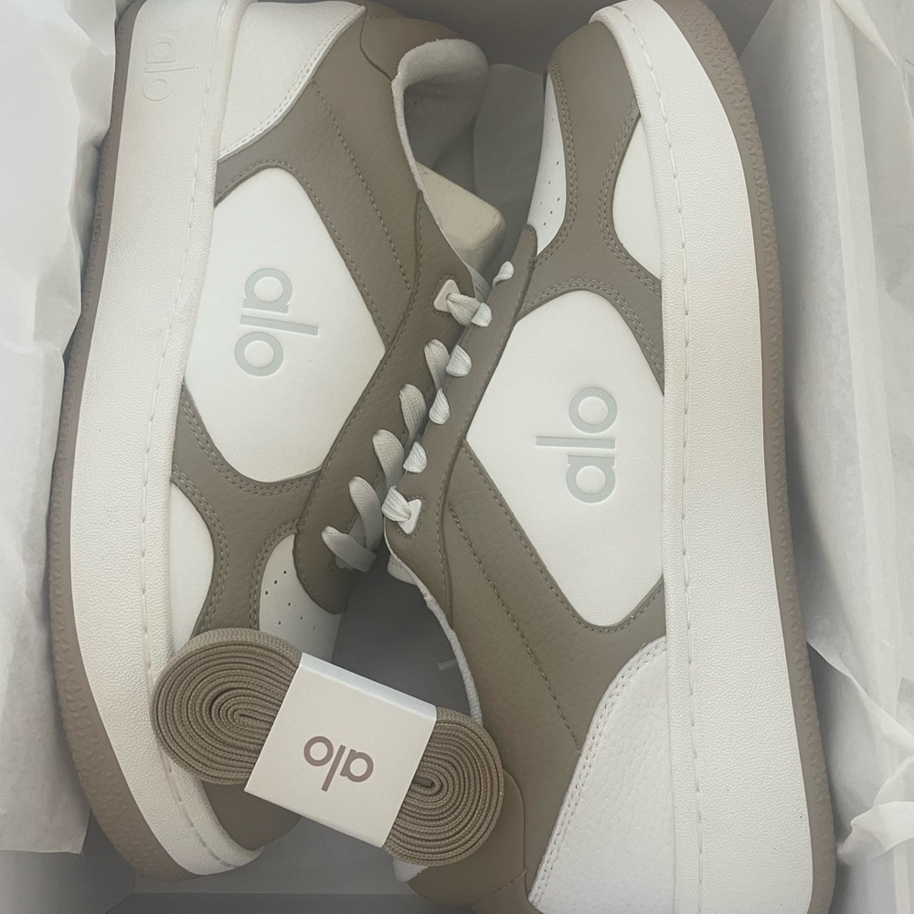 Alo Recovery Mode Sneaker